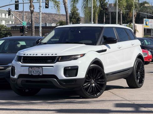 Used 2018 Land Rover Range Rover Evoque SE AWD/4WD image 1