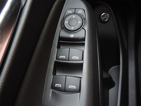 New 2026 Buick Envista Avenir image 21