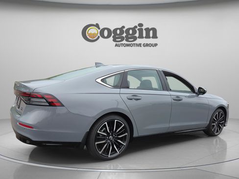 New 2026 Honda Accord Touring image 5