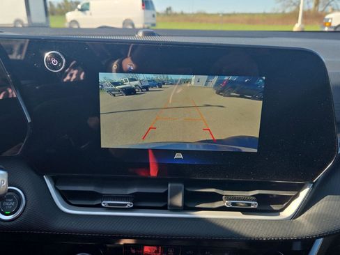 Used 2025 Chevrolet Equinox LT image 22