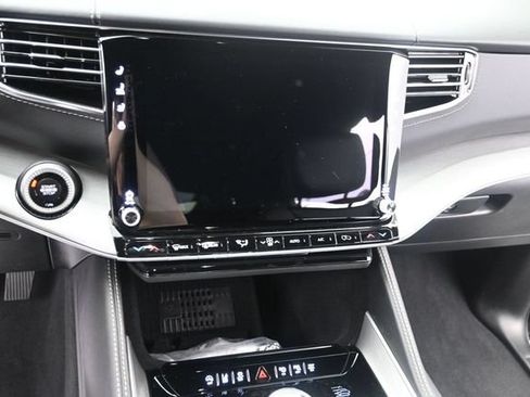 New 2026 Jeep Grand Wagoneer Limited AWD/4WD image 25