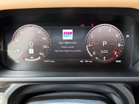 New 2026 Land Rover Defender 110 X-Dynamic SE AWD/4WD image 30
