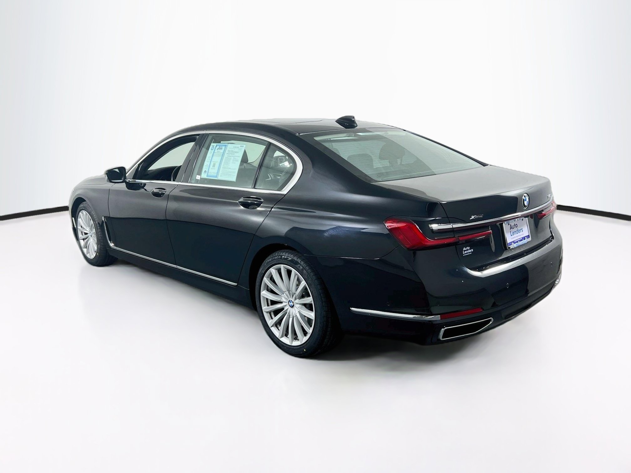 Used 2022 BMW 740i xDrive w/ Premium Package AWD/4WD image 7