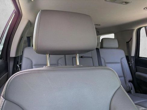 Used 2020 Chevrolet Tahoe LT w/ Luxury Package RWD image 15