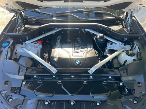 Used 2020 BMW X5 sDrive40i w/ Convenience Package RWD image 30