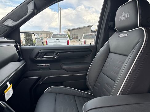 New 2026 GMC Sierra 1500 AT4X w/ AT4X AEV Edition AWD/4WD image 15