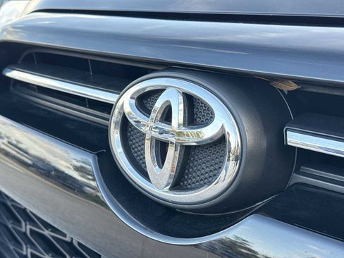 Used 2024 Toyota 4Runner TRD Off-Road Premium image 11