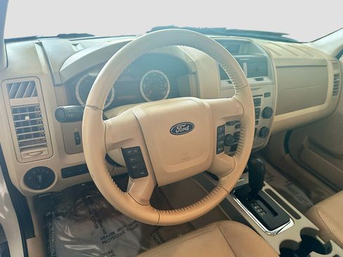 Used 2012 Ford Escape XLT AWD/4WD image 18