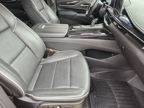 Used 2022 Cadillac Escalade Sport w/ Touring Package image 20