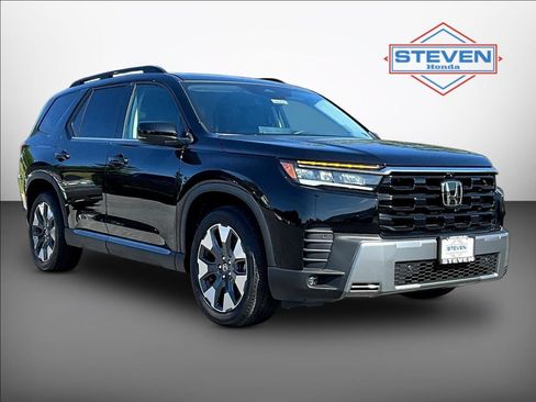 New 2026 Honda Pilot Touring image 1