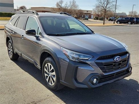 Certified 2025 Subaru Outback Premium w/ Popular Package #1A image 6