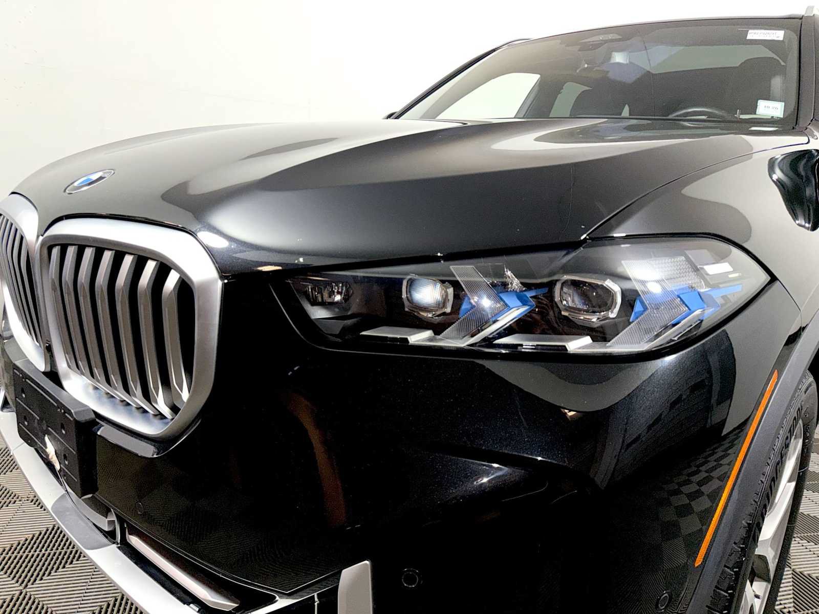 Used 2024 BMW X5 xDrive40i w/ Premium Package AWD/4WD image 26