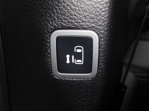 New 2026 Chrysler Pacifica Select image 21