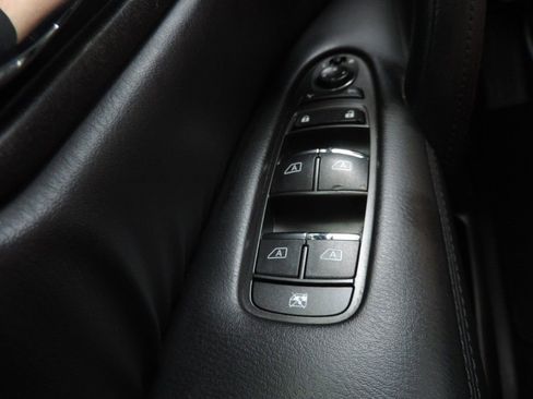 Used 2022 Nissan Armada SL w/ Midnight Edition Package image 29