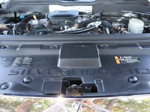 Used 2016 Chevrolet Silverado 2500 LT w/ LT Plus Package AWD/4WD image 38