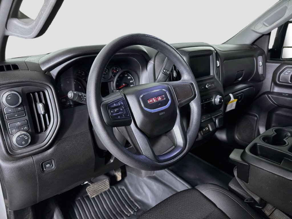 Used 2025 GMC Sierra 3500 Pro w/ Convenience Package AWD/4WD image 9