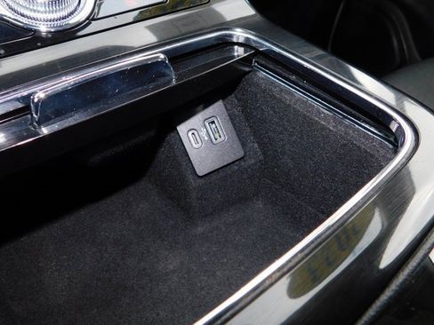 Used 2023 Lincoln Nautilus AWD w/ Premium Package image 39