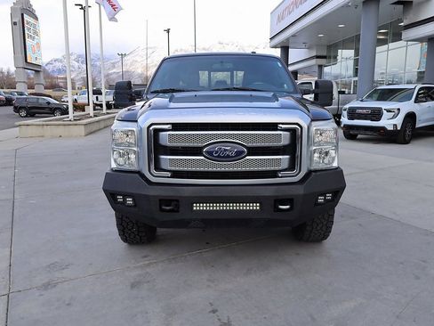 Used 2016 Ford F250 Platinum w/ FX4 Off-Road Package AWD/4WD image 9
