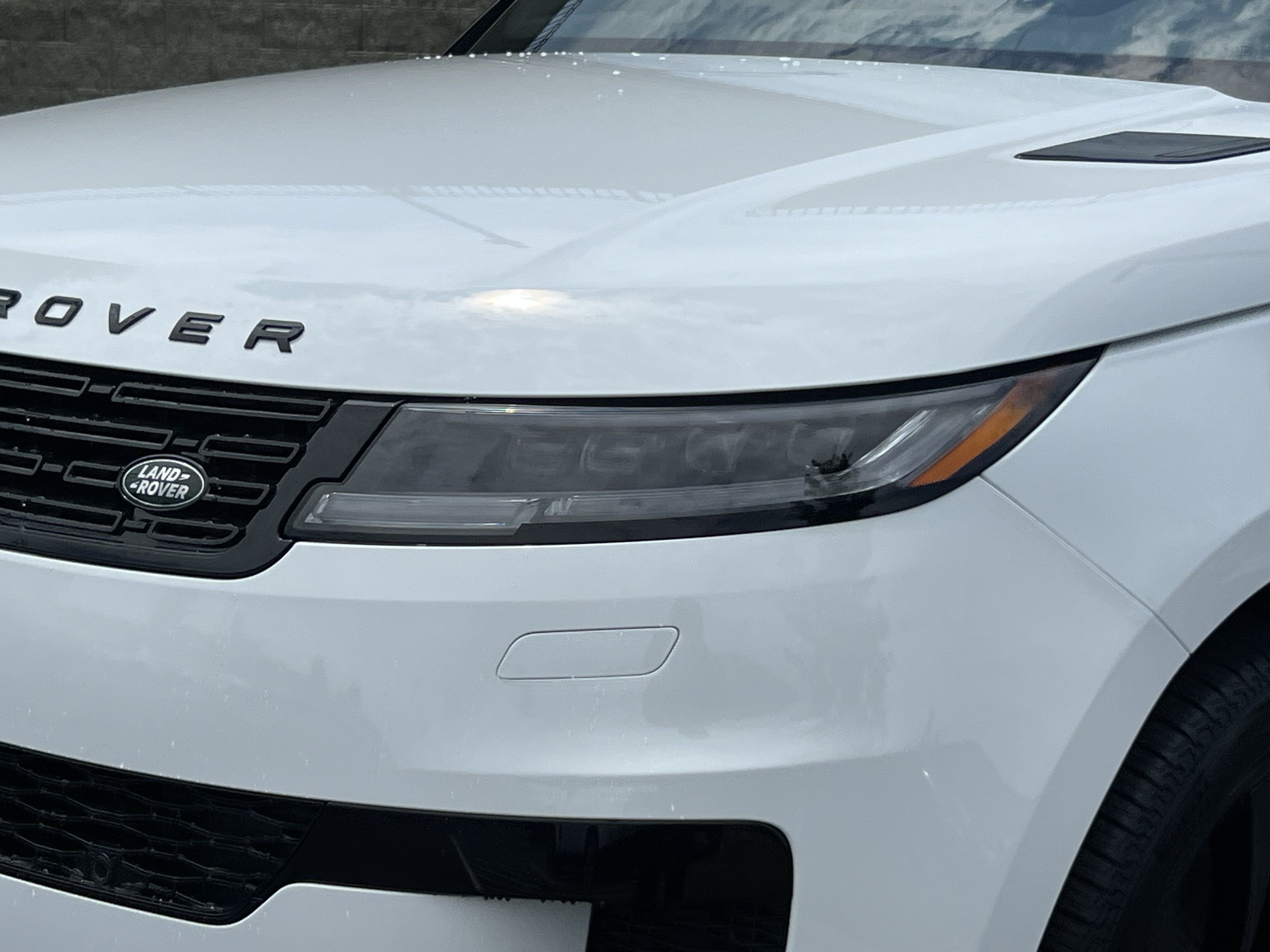 New 2026 Land Rover Range Rover Sport Dynamic SE AWD/4WD image 12