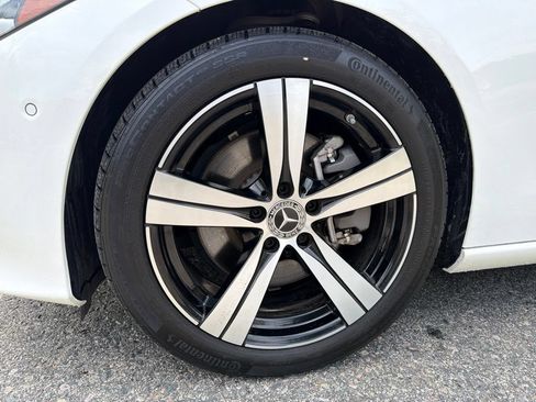 Used 2025 Mercedes-Benz C 300 4MATIC Sedan image 13