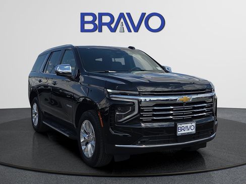 Used 2025 Chevrolet Tahoe Premier AWD/4WD image 6