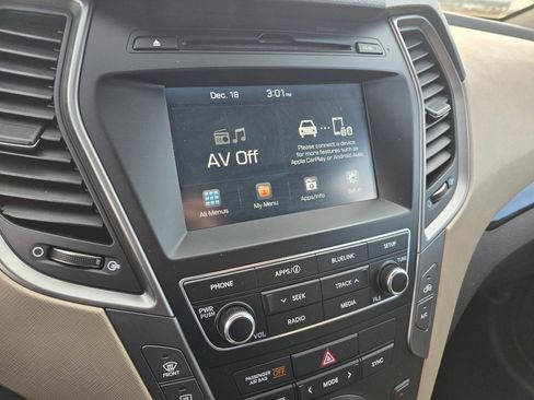 Used 2018 Hyundai Santa Fe Sport w/ 2.4L Value Package 02 image 21