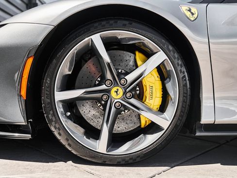 Used 2021 Ferrari SF90 Stradale AWD/4WD image 3