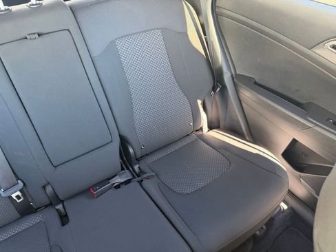 Used 2025 Kia Sportage LX image 36