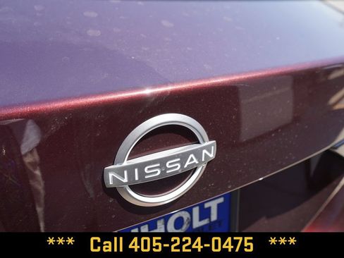 Used 2025 Nissan Sentra SV FWD image 5