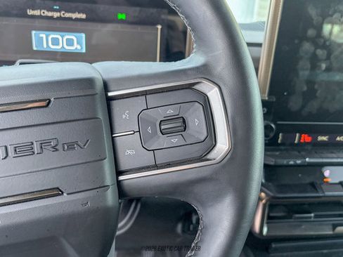 Used 2025 GMC Hummer EV 2X image 14
