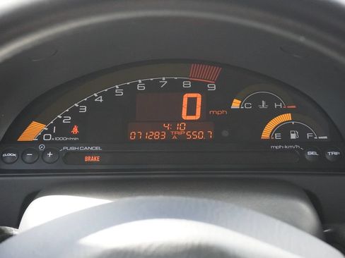 Used 2005 Honda S2000 image 10