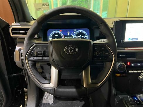 New 2025 Toyota 4Runner TRD Off-Road image 19