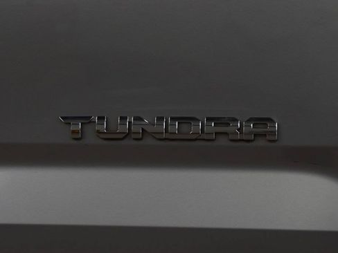 Used 2024 Toyota Tundra Limited AWD/4WD image 17