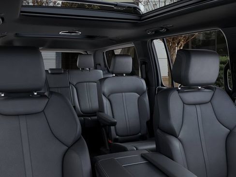 New 2026 Jeep Grand Wagoneer 4WD w/ Premium Group I image 26