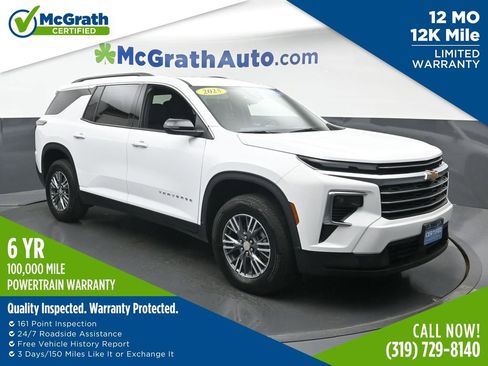 Certified 2025 Chevrolet Traverse LT image 1