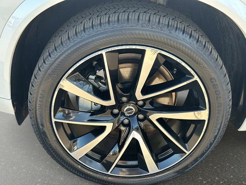 Certified 2023 Volvo XC90 B6 Plus w/ Protection Package Premier image 10