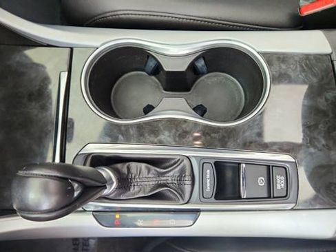 Used 2019 Acura TLX image 45