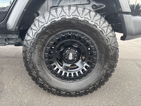 Used 2021 Jeep Wrangler Unlimited Sport image 12