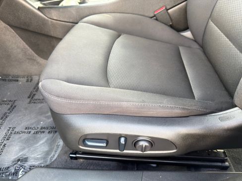 Used 2024 Chevrolet Malibu LT image 25