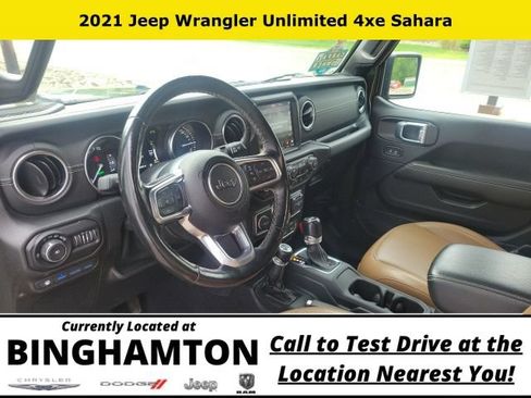 Used 2021 Jeep Wrangler Unlimited Sahara w/ Dual Top Group AWD/4WD image 11