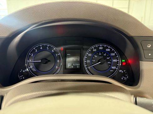 Used 2010 INFINITI G37 Sport w/ Premium Pkg image 17