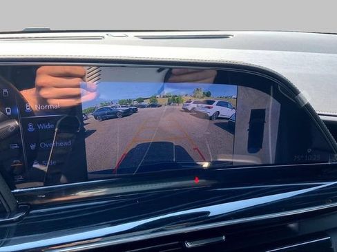 Used 2022 Cadillac Escalade Sport w/ Touring Package AWD/4WD image 24