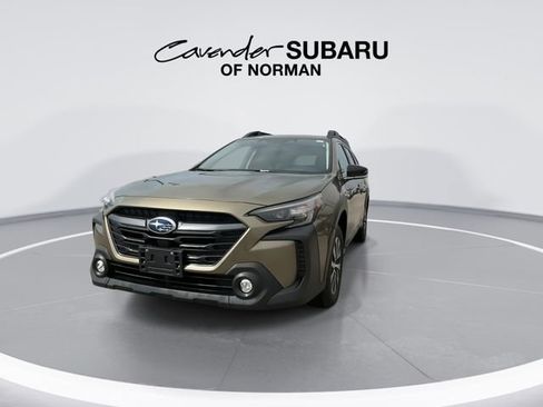 Certified 2025 Subaru Outback Premium image 4