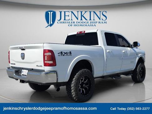 Used 2022 RAM 2500 Laramie AWD/4WD image 4