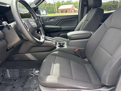 Used 2024 GMC Canyon Elevation RWD image 9