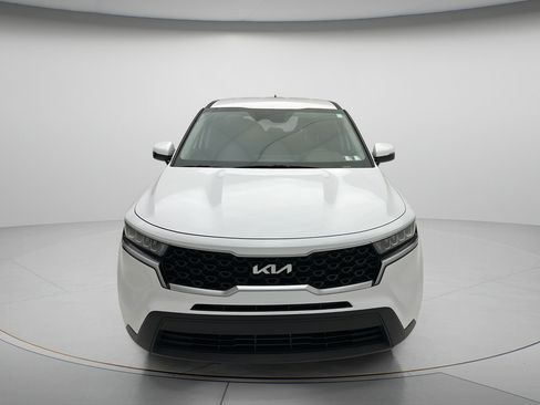 Used 2022 Kia Sorento LX AWD/4WD image 2