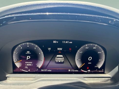 Used 2023 INFINITI QX60 Sensory w/ Vision Package AWD/4WD image 10