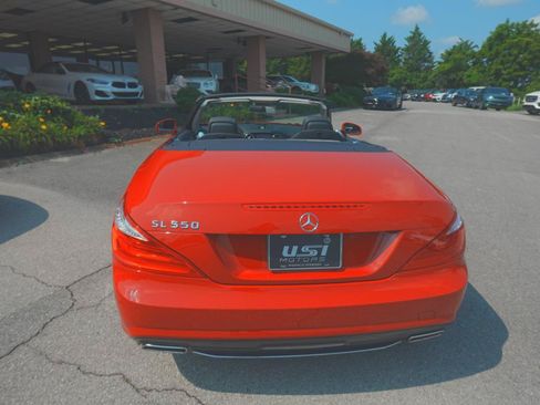Used 2013 Mercedes-Benz SL 550 image 3
