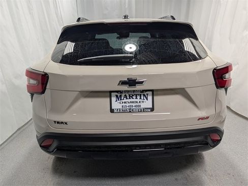 New 2026 Chevrolet Trax RS w/ Sunroof Package image 4