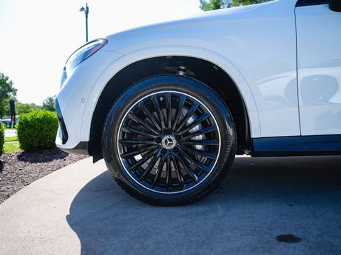 Certified 2023 Mercedes-Benz GLC 300 image 9